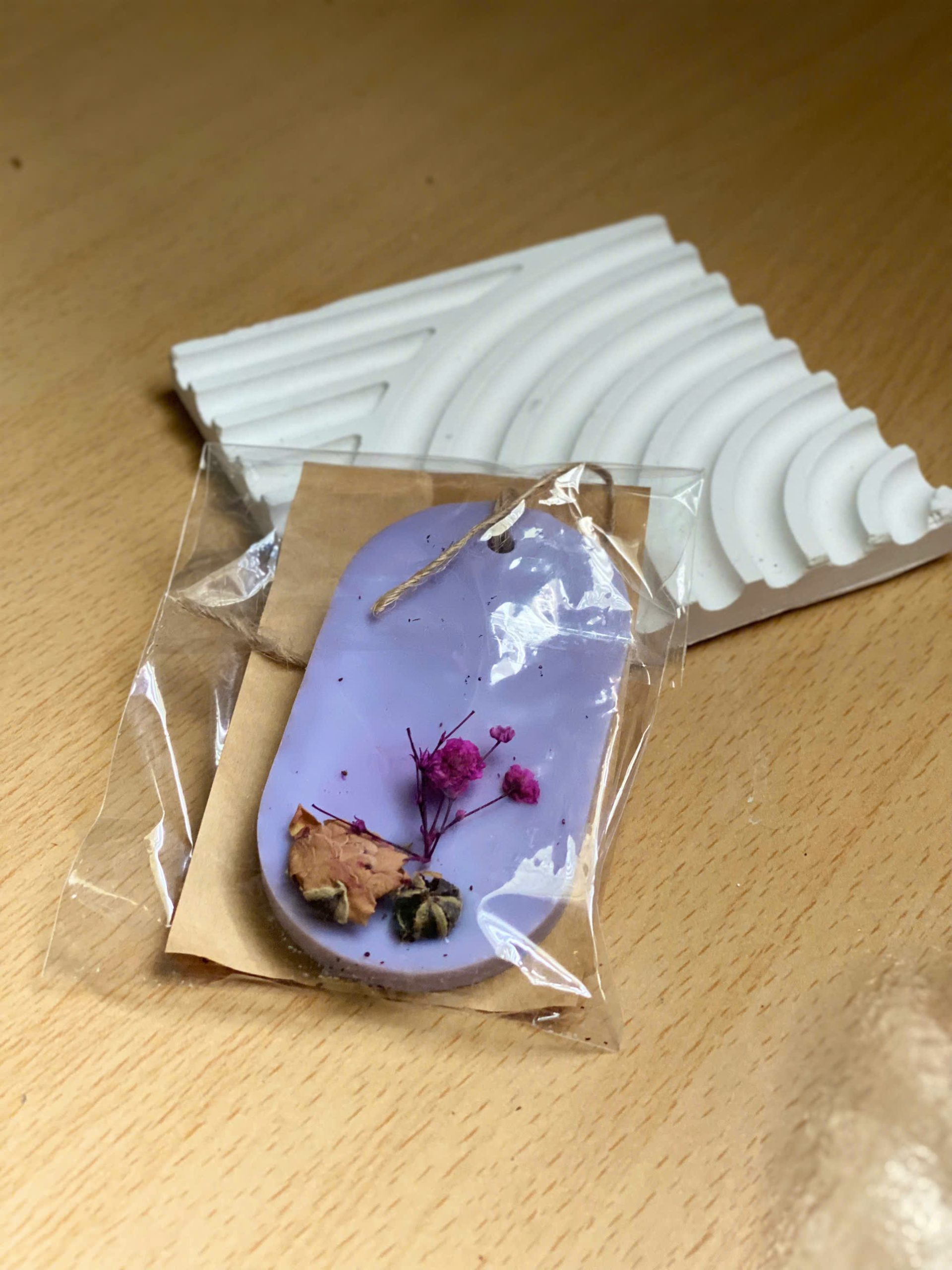 Sáp thơm phòng hình dài (lẻ) 1